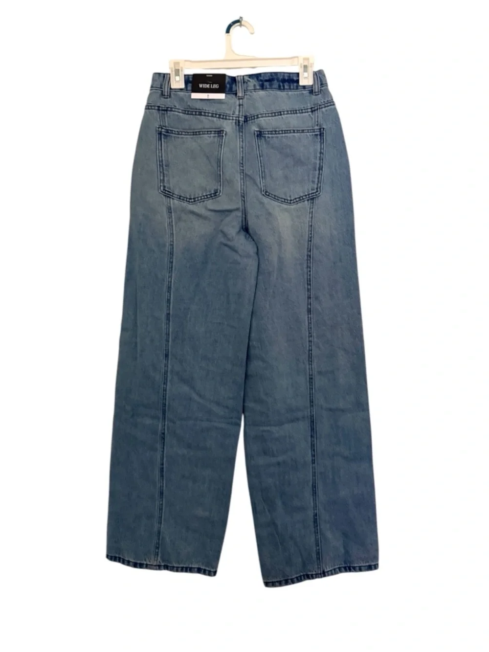Future Collective Women's Mid-Rise Wide Leg Slouchy Jeans. Size 6